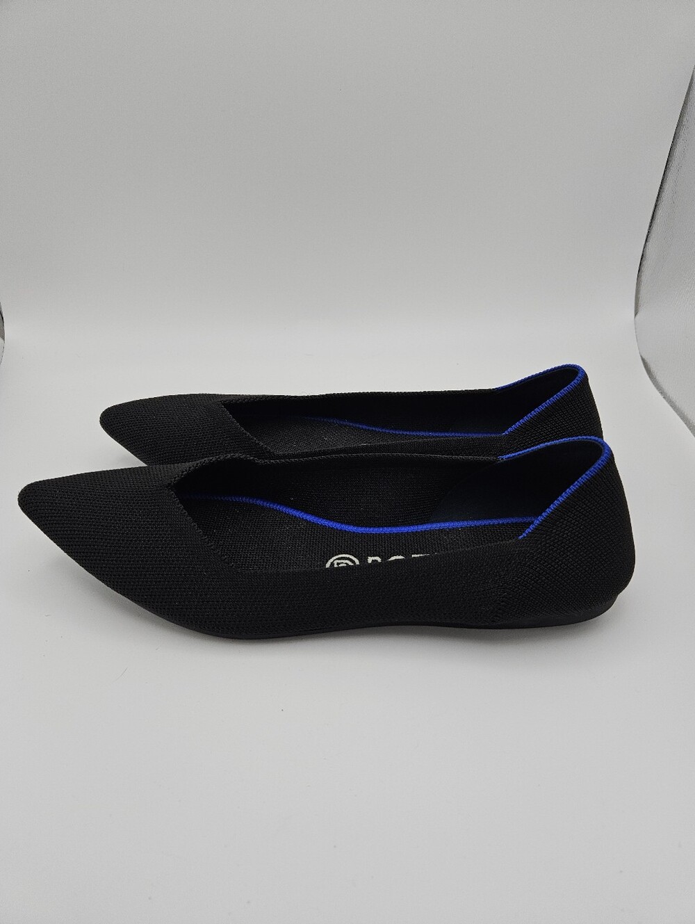Rothys the Point black pointed toe knit flats size 9.5 - Picture 4 of 11